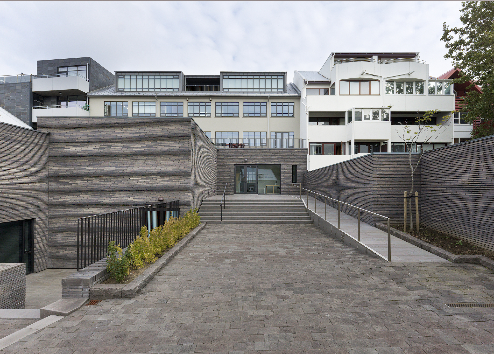 BERG Contemporary